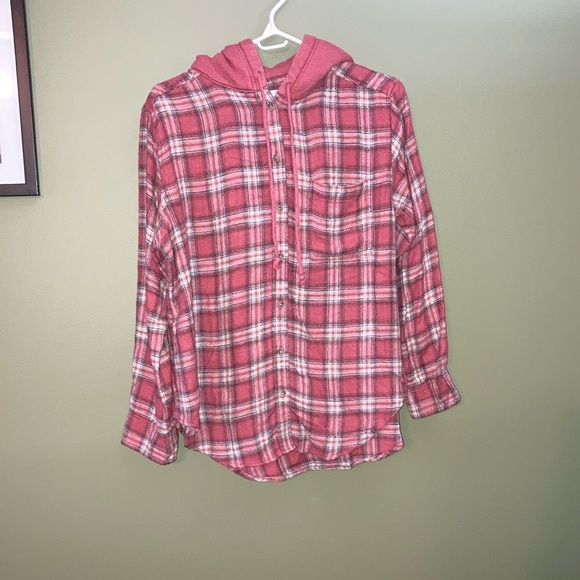 American Eagle Outfitters White and Pink Button Down Shirt - Picture 1 of 12